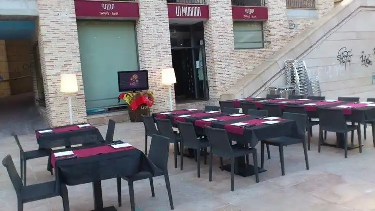 Business premises for sale in Casc Urbà, imagen 2