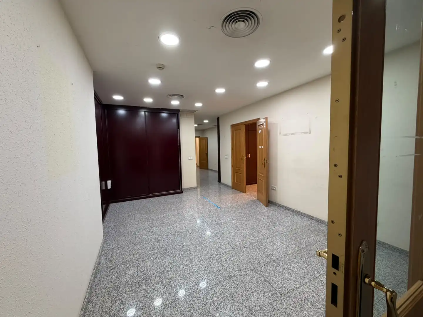 Oficina de alquiler en Sureste