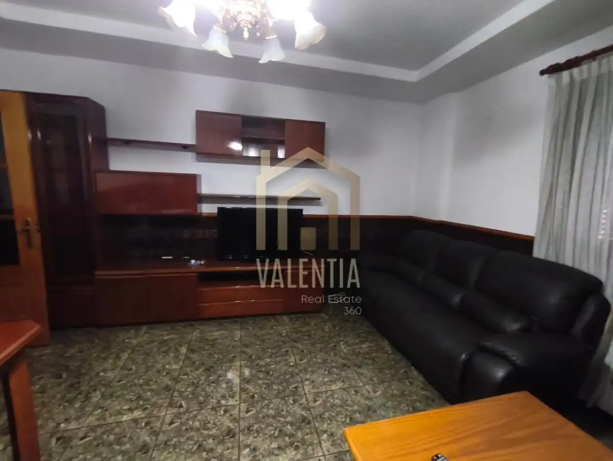 Sala d'estar de Casa o xalet en venda en Alginet amb Moblat i Alarma