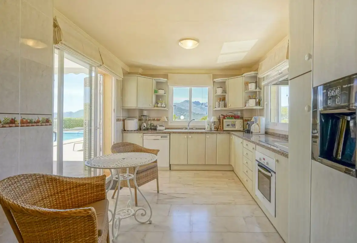 Chalet con terraza en venta en La Empedrola, imagen 7
