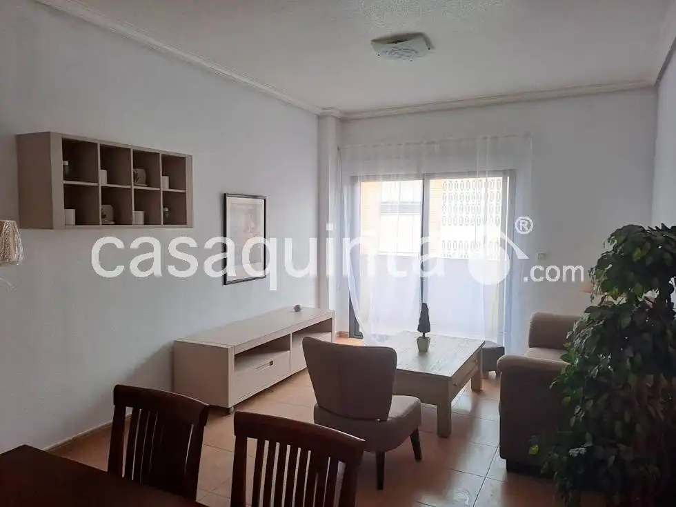 Appartamento con ascensore in affitto a Calle Ntra. Sra. de Monserrate, imagen 5