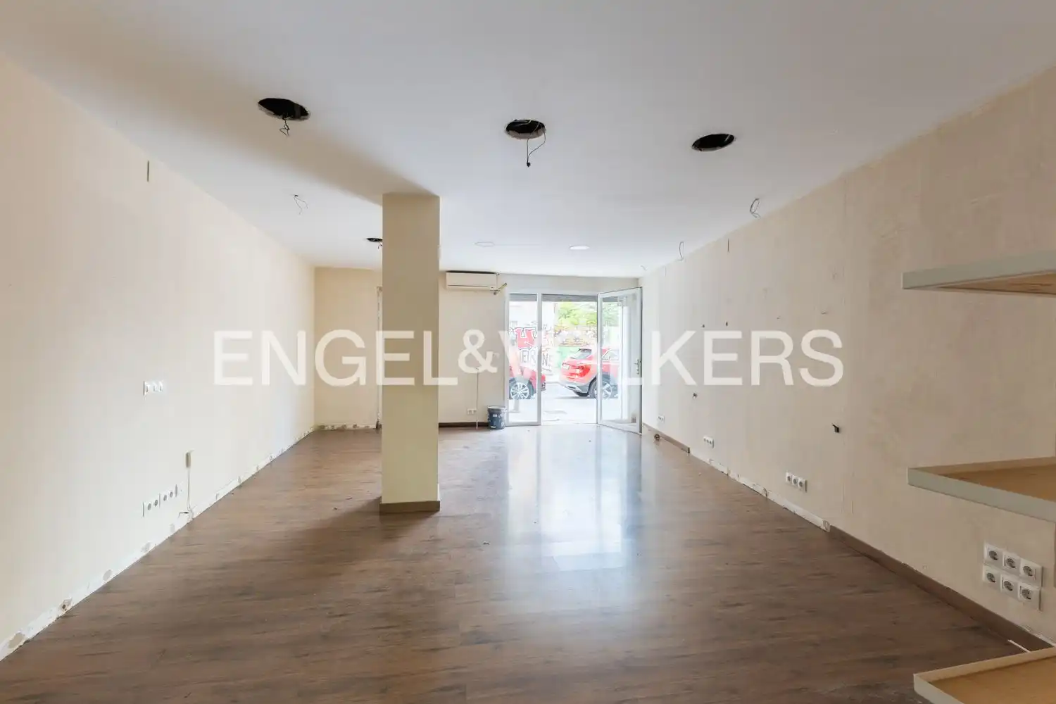 Houses for sale in Valencia  with Heating