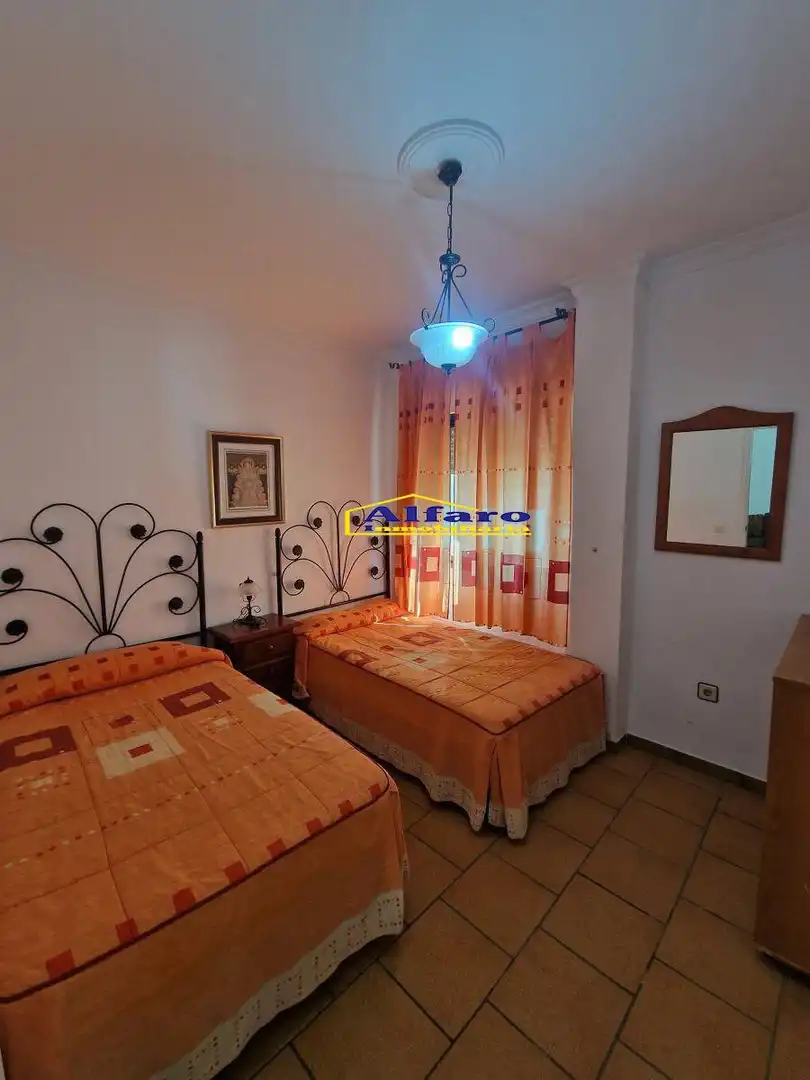 Dormitori de Casa o xalet en venda en Almonte amb Aire condicionat, Terrassa i Piscina