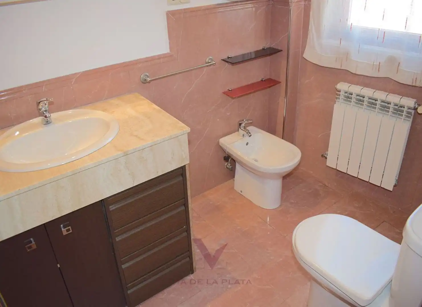 Bathroom of Flat for rent in Salamanca  with Heating, Furnished and Oven