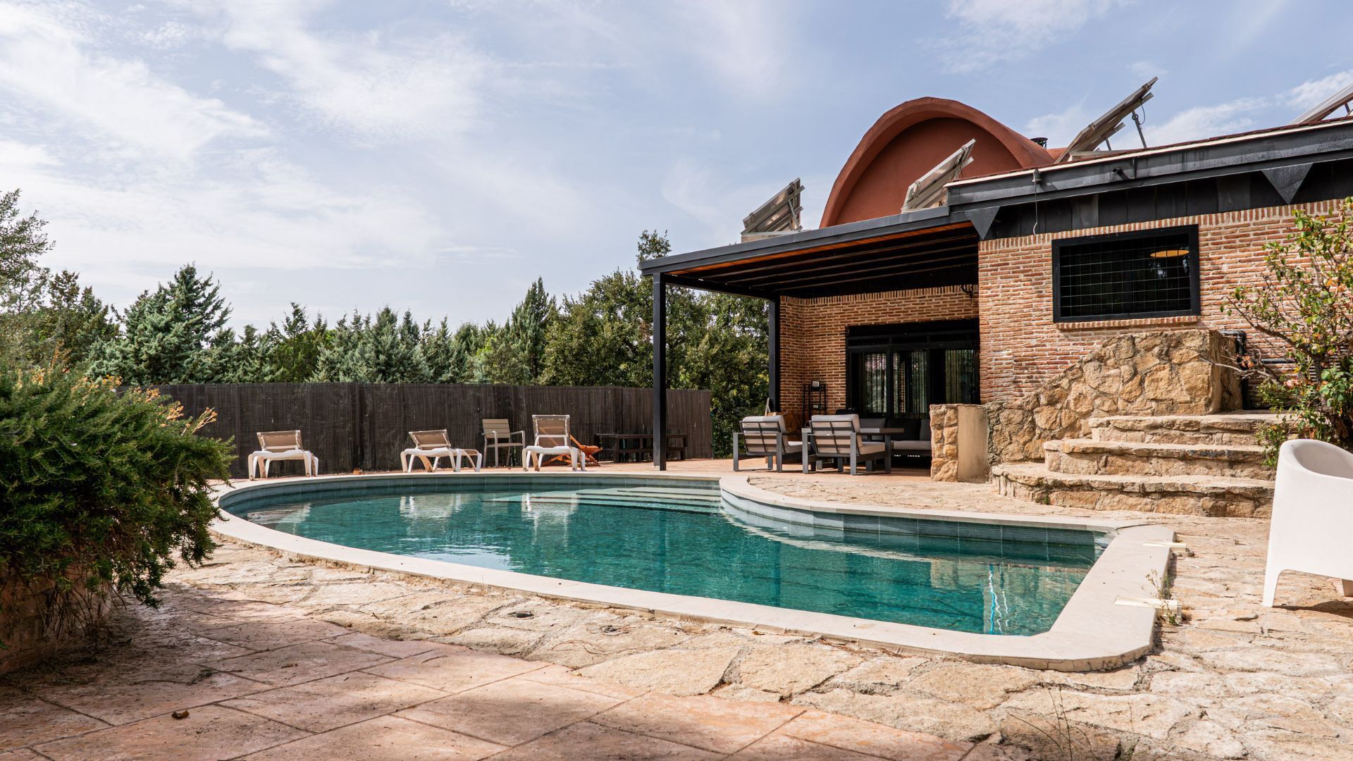 Piscina de Casa o xalet en venda en Sevilla la Nueva amb Aire condicionat, Calefacció i Traster