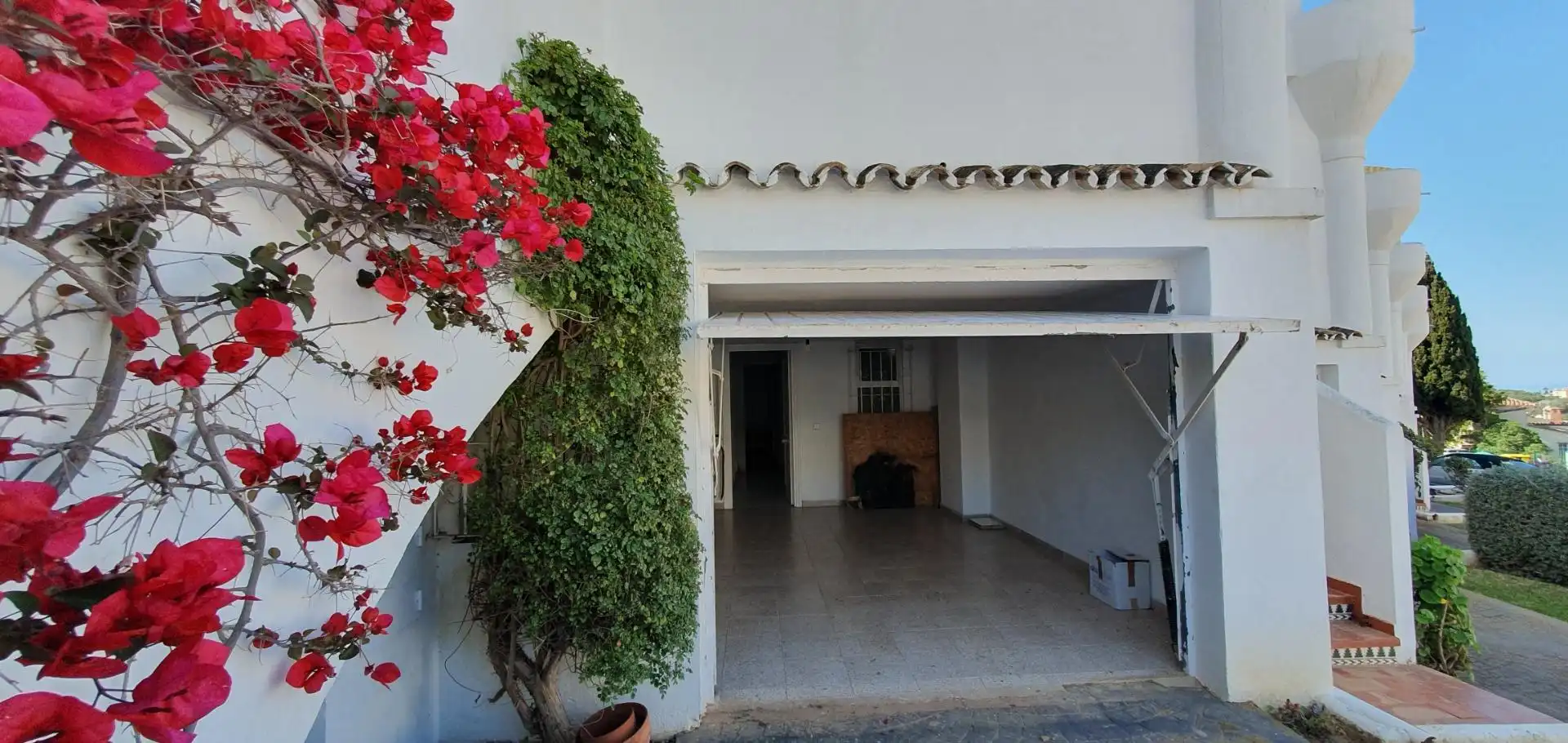 Casa adosada en venda en Mijas amb Jardí privat, Terrassa i Traster