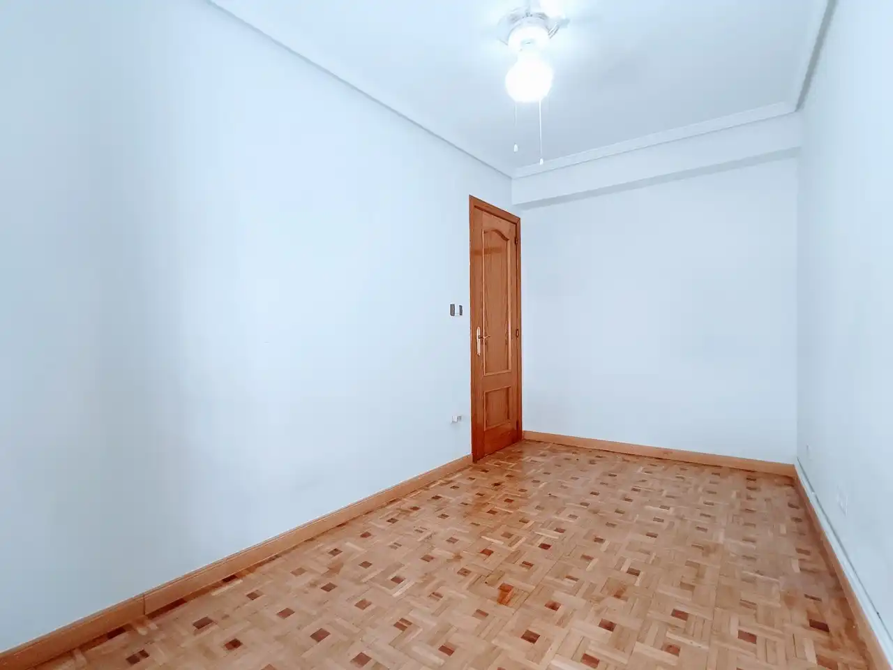 Piso de alquiler en JOAQUIN TURINA, Buena Vista