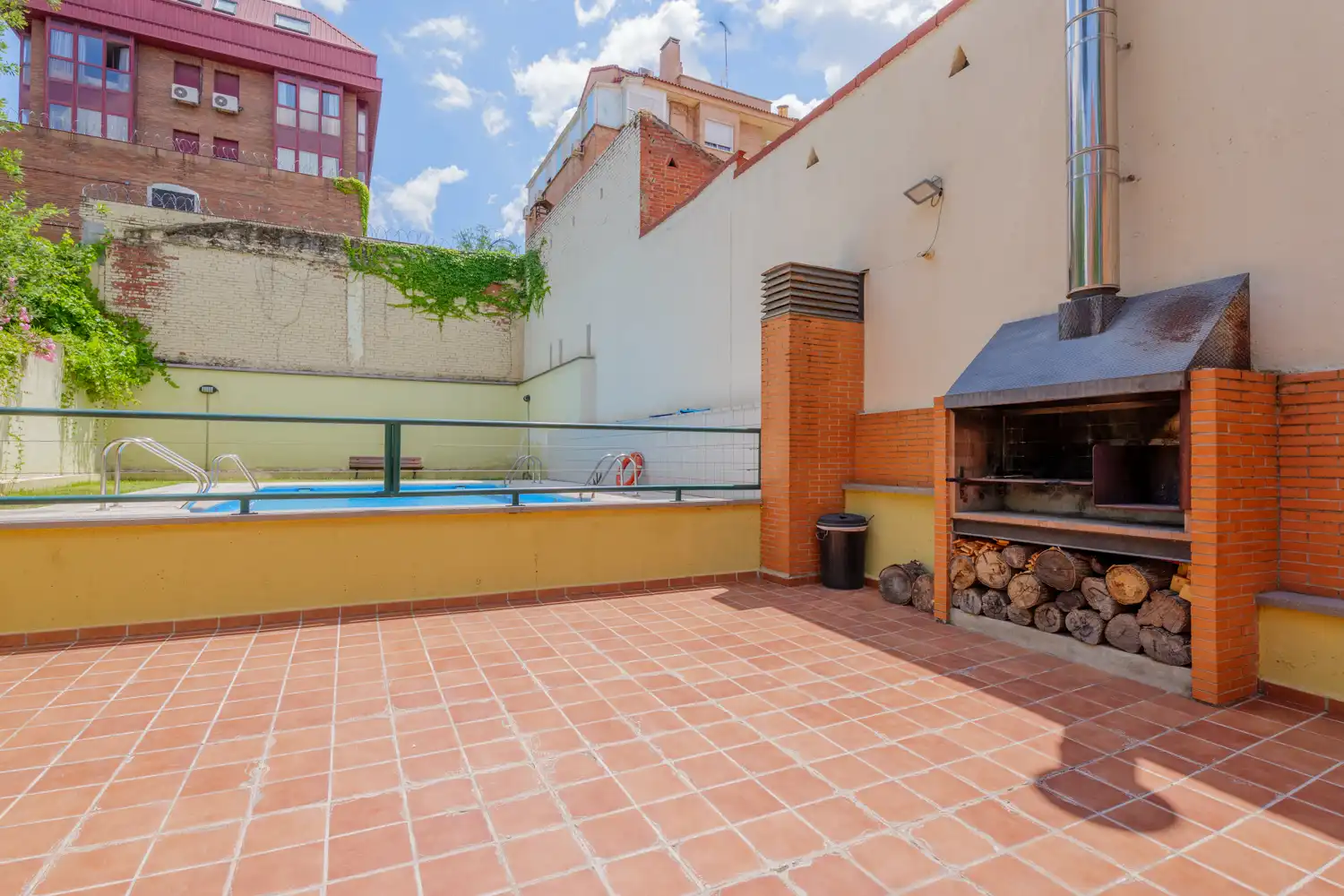 Terrassa de Dúplex en venda en Madrid amb Aire condicionat, Calefacció i Parquet
