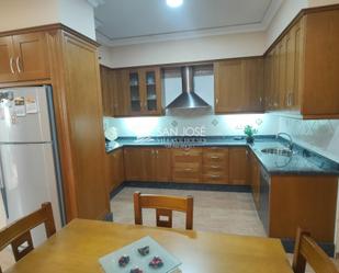 Cuina de Casa o xalet en venda en Aspe amb Calefacció, Jardí privat i Terrassa