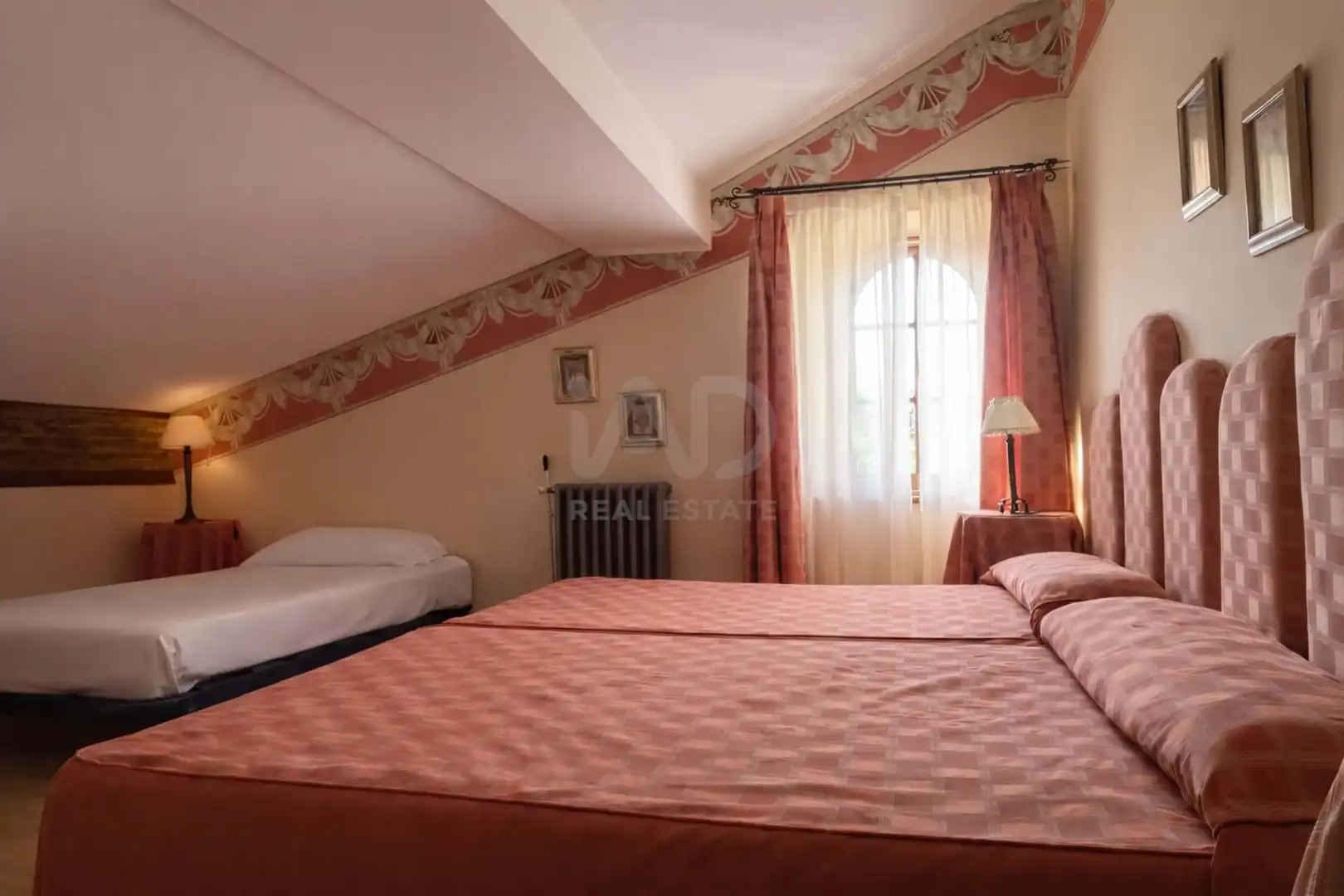 Schlafzimmer von Geschaftsraum zum Verkauf in Santiurde de Toranzo
