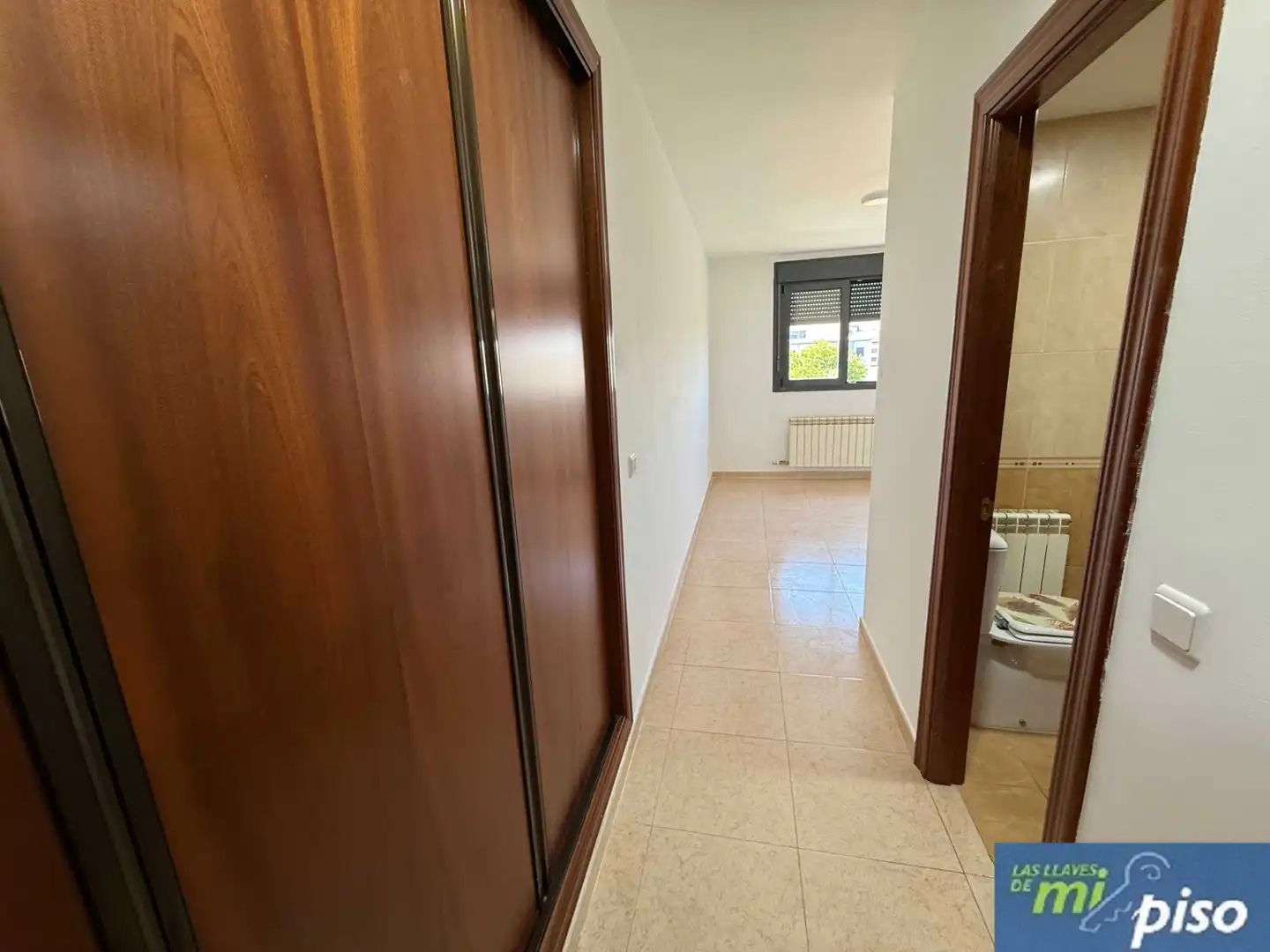 Piso en venta en Santovenia de Pisuerga con Calefacción, Terraza y Trastero