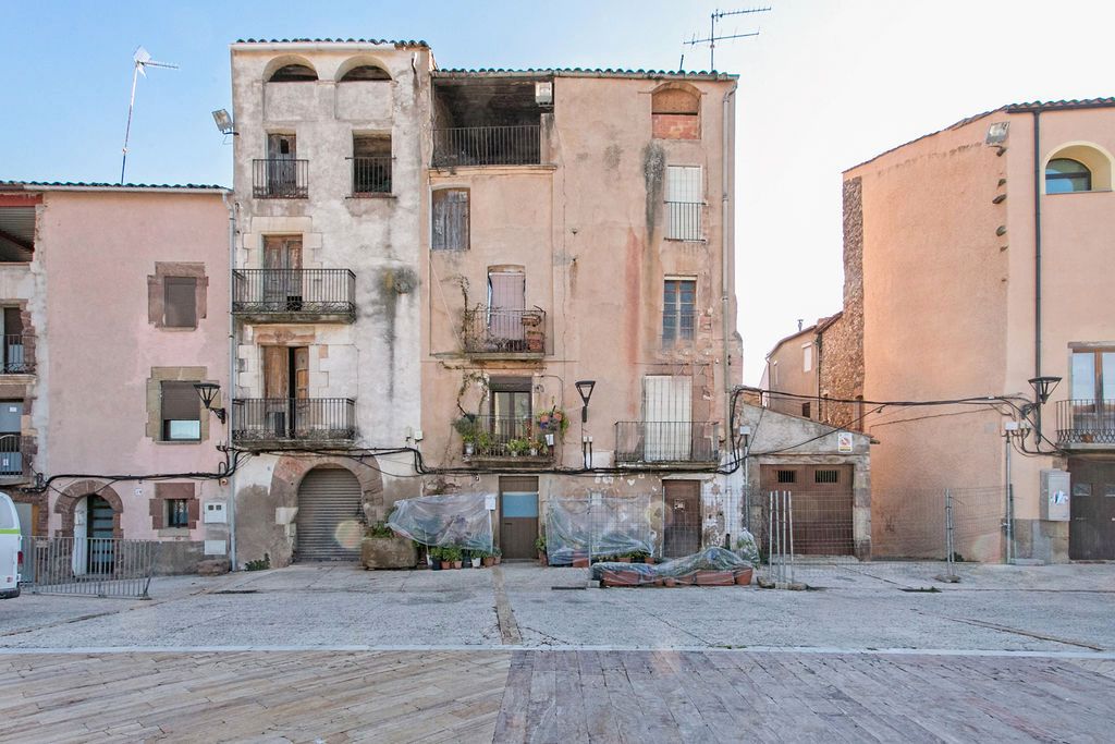 Exterior view of Single-family semi-detached for sale in Artés