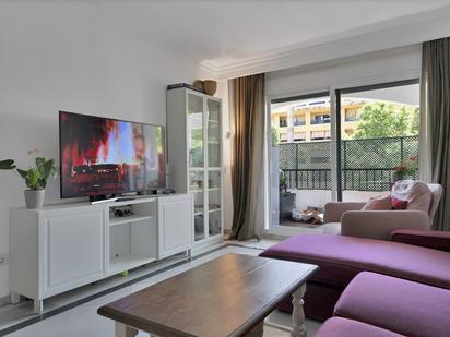 Living room of Apartment for sale in Marbella  with Heating, Terrace and Swimming Pool
