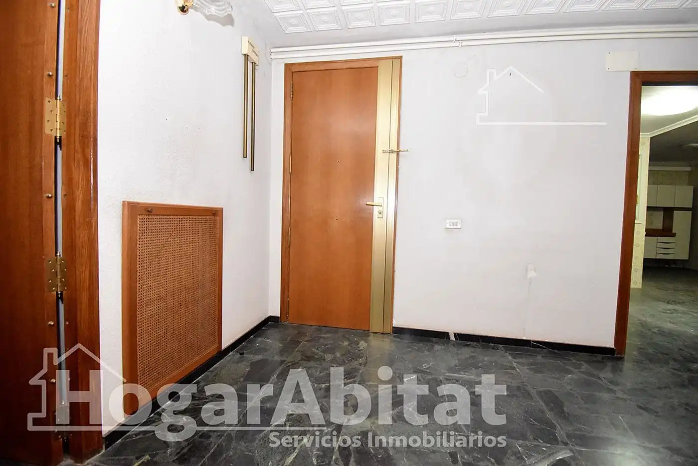 Piso en venta en Castellón de la Plana / Castelló de la Plana con Calefacción y Balcón
