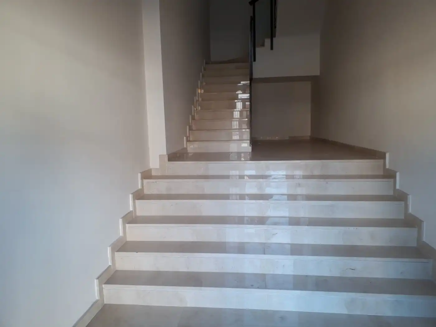 Casa con terrazza in vendita a Cox