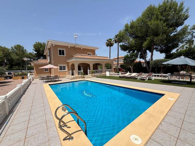 Casa-chalet en Venta en Pedanías Oeste