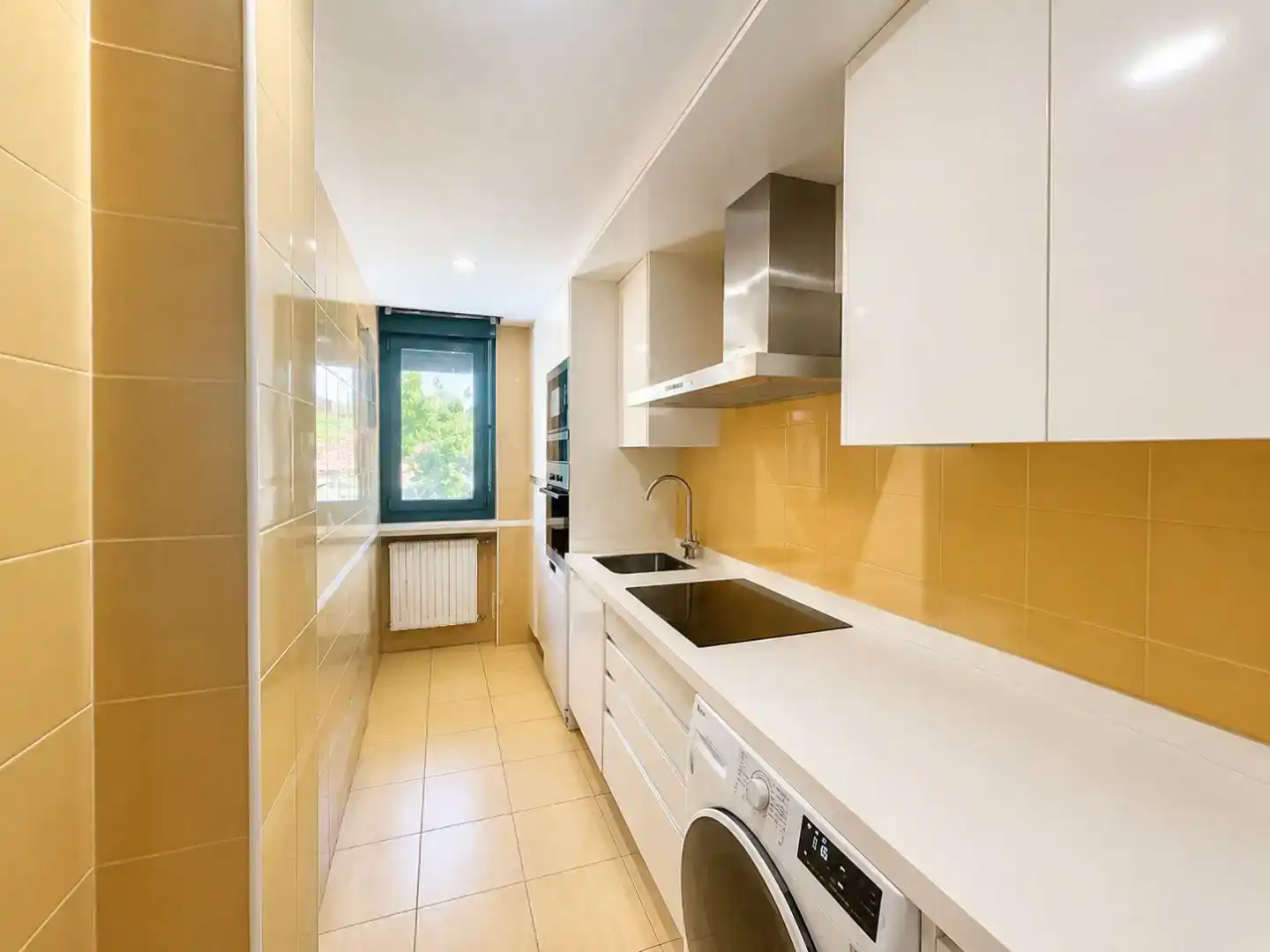 Kitchen of Flat for sale in Torrelodones  with Swimming Pool