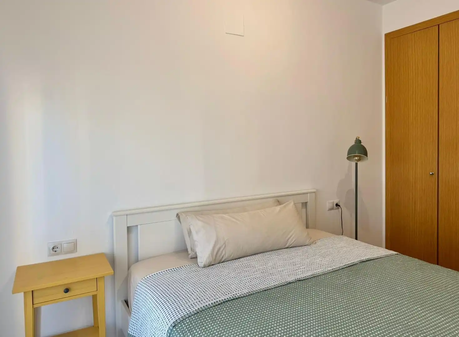 Bedroom of Apartments for sale in Benidorm  with Terrace, Storage room and Furnished