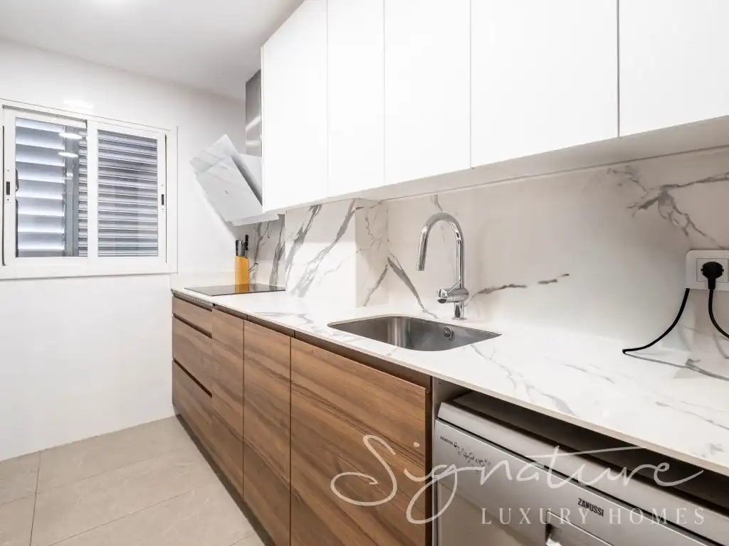 Kitchen of Ground floor for sale in Sant Cugat del Vallès  with Air Conditioner and Heating