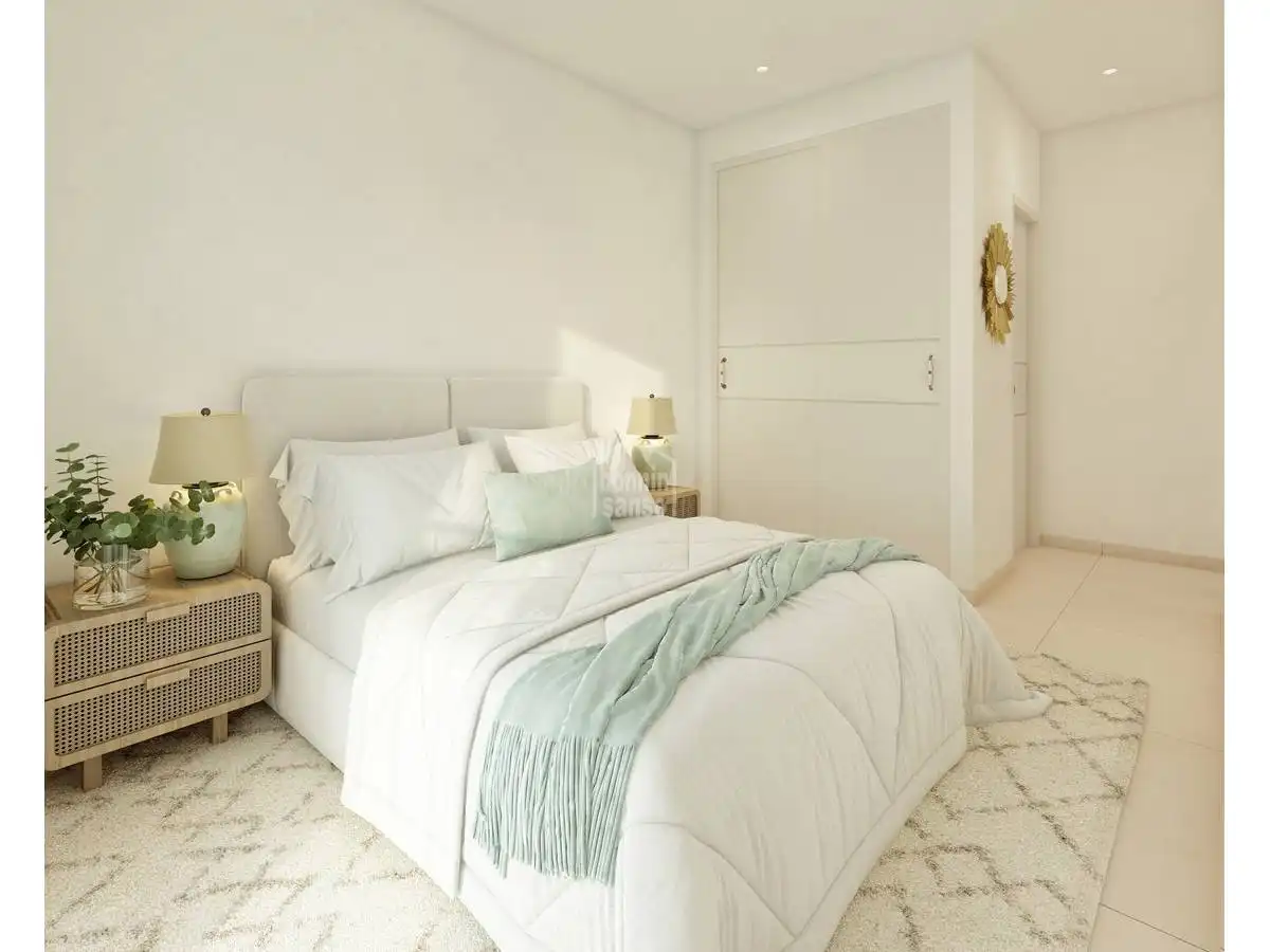 Dormitori de Apartament en venda en Es Mercadal amb Jardí privat, Terrassa i Piscina