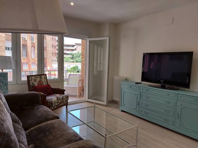 Piso en Alquiler en Calle las Flores en Fígares