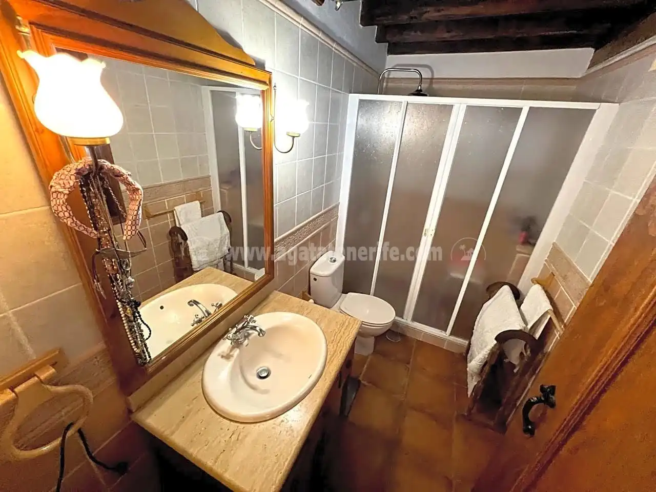 Bany de Casa o xalet en venda en Icod de los Vinos amb Jardí privat, Terrassa i Piscina