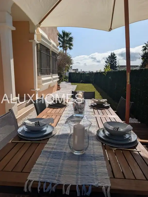 Terraza de Casa o chalet en venta en La Alcaidesa con Aire acondicionado, Calefacción y Jardín privado