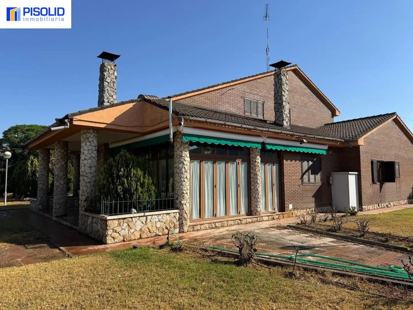 Vista exterior de Finca rústica en venda en Corcos amb Calefacció i Piscina