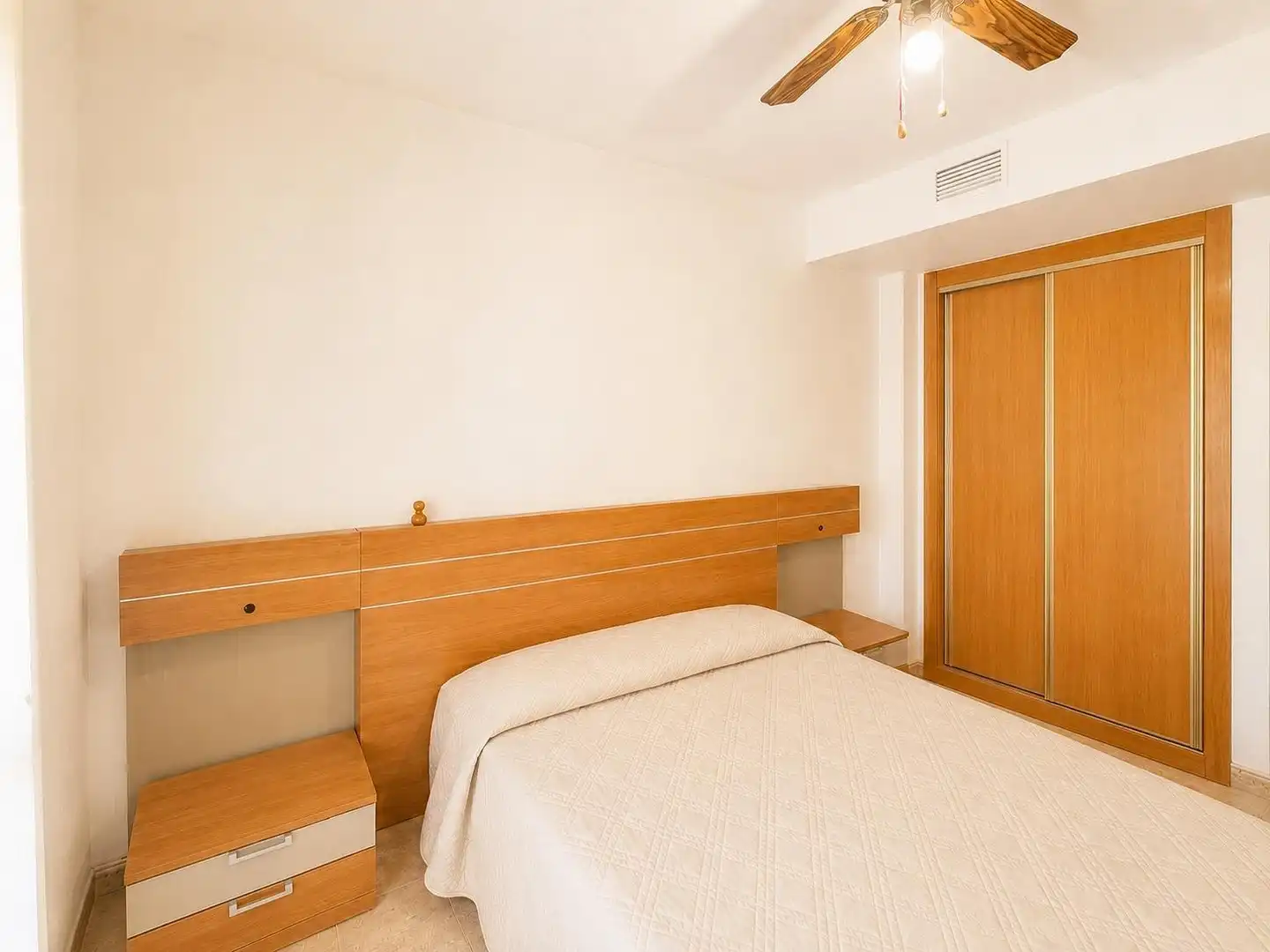 Schlafzimmer von Wohnung zur Miete in Murcia mit Klimaanlage, Heizung und Abstellraum