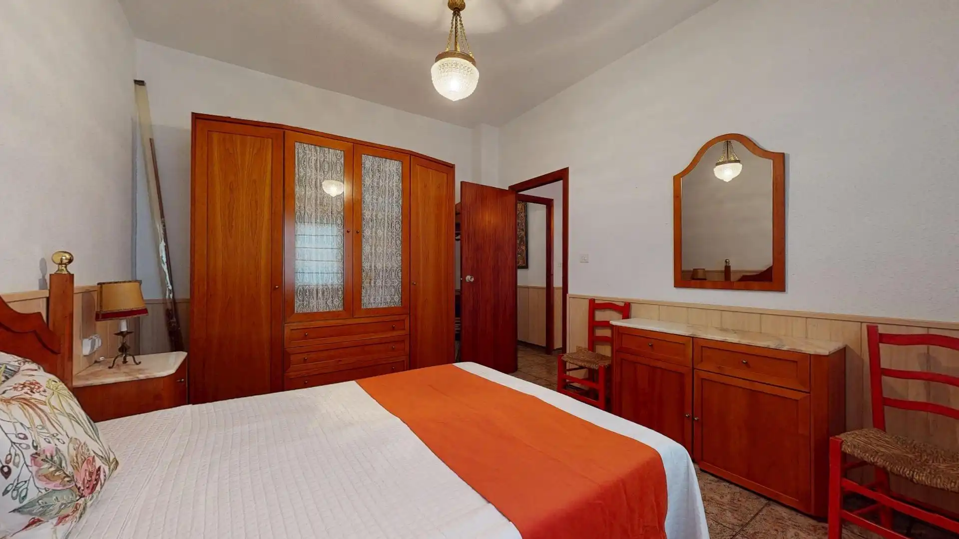 Dormitori de Casa o xalet en venda en Pilar de la Horadada amb Jardí privat