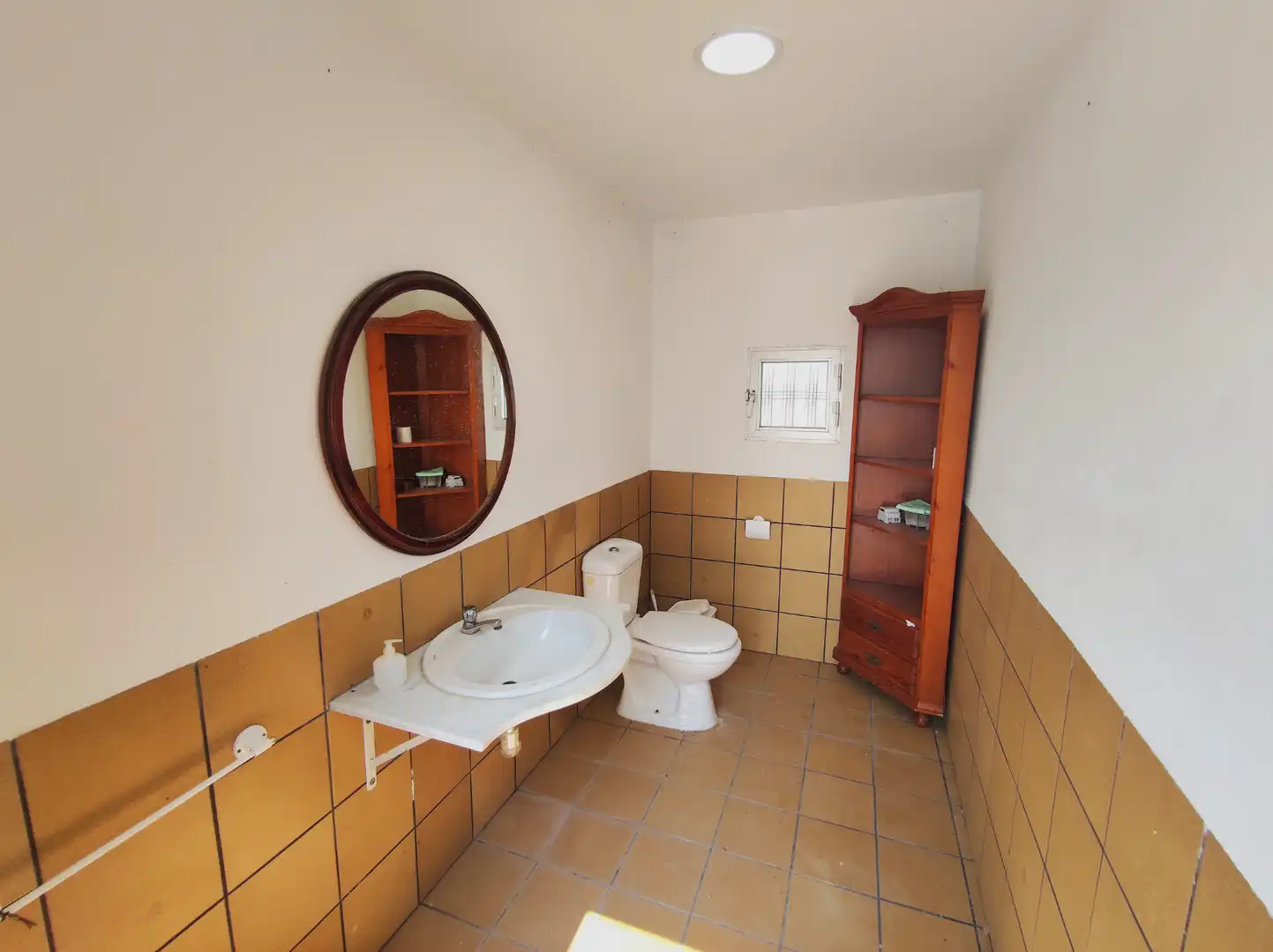 Baño de Finca rústica en venta en El Cuervo de Sevilla con Aire acondicionado, Jardín privado y Terraza