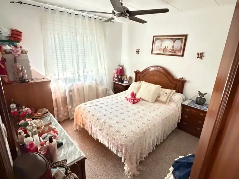 Bedroom of Flat for sale in Plana Lledó
