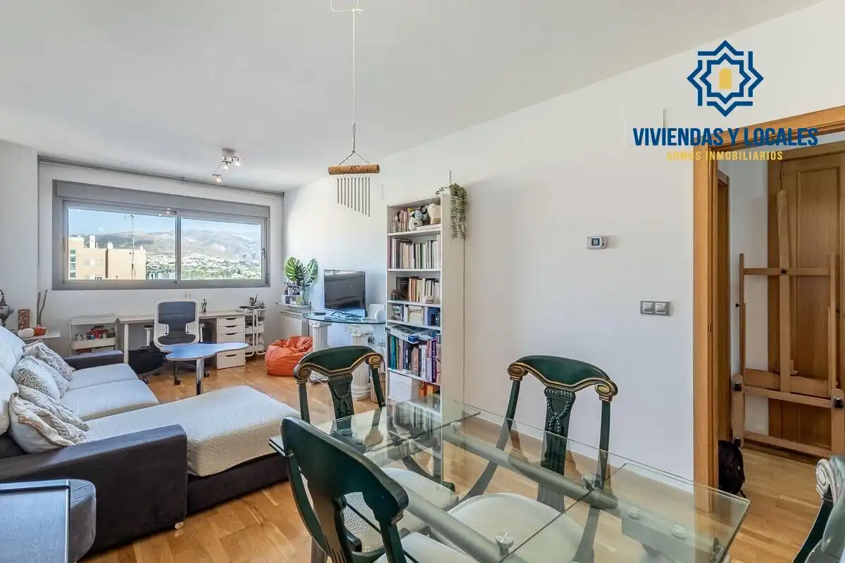 Penthouse mit Pool zum Verkauf in Avenida DE LA ILUSTRACION, imagen 9