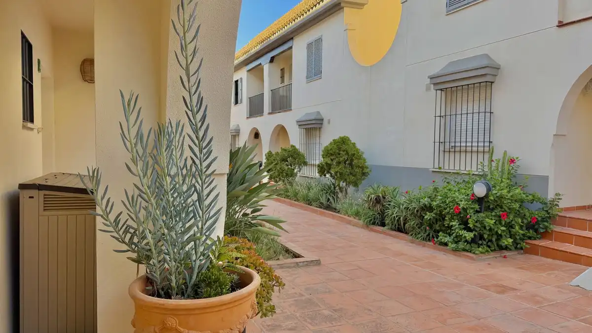 Reihenhaus zum Verkauf in Nueva Andalucía, imagen 28