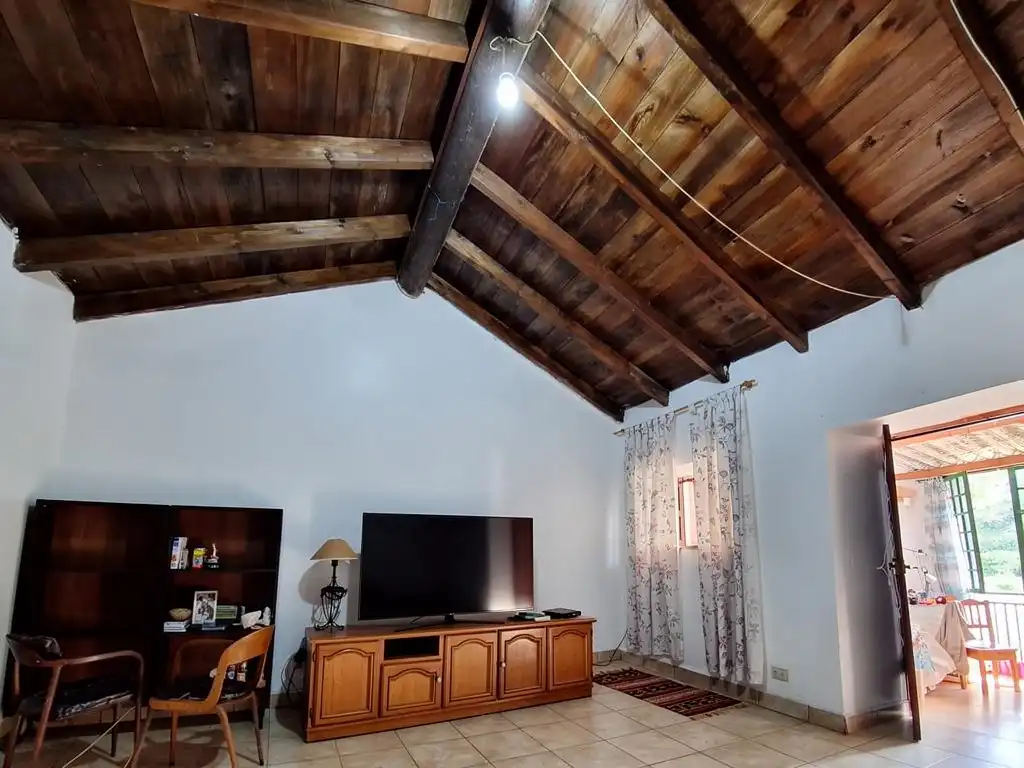 Sala d'estar de Casa o xalet en venda en Santa Brígida amb Jardí privat, Terrassa i Moblat