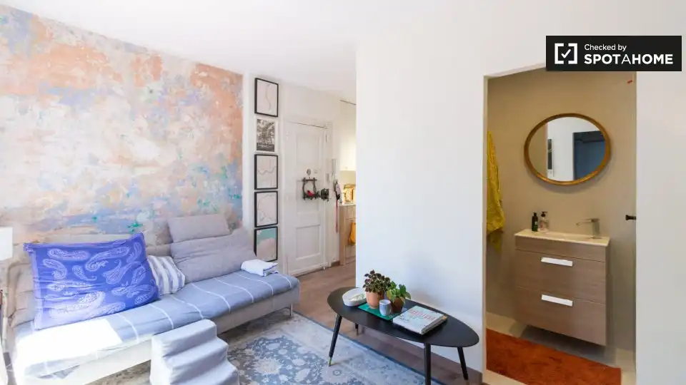 Appartamento con terrazza in affitto a Ciutat Vella, imagen 3