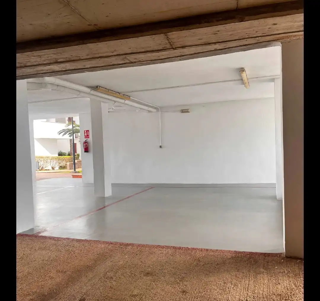 Parking of Ground floor for sale in Vera  with Air Conditioner, Terrace and Storage room
