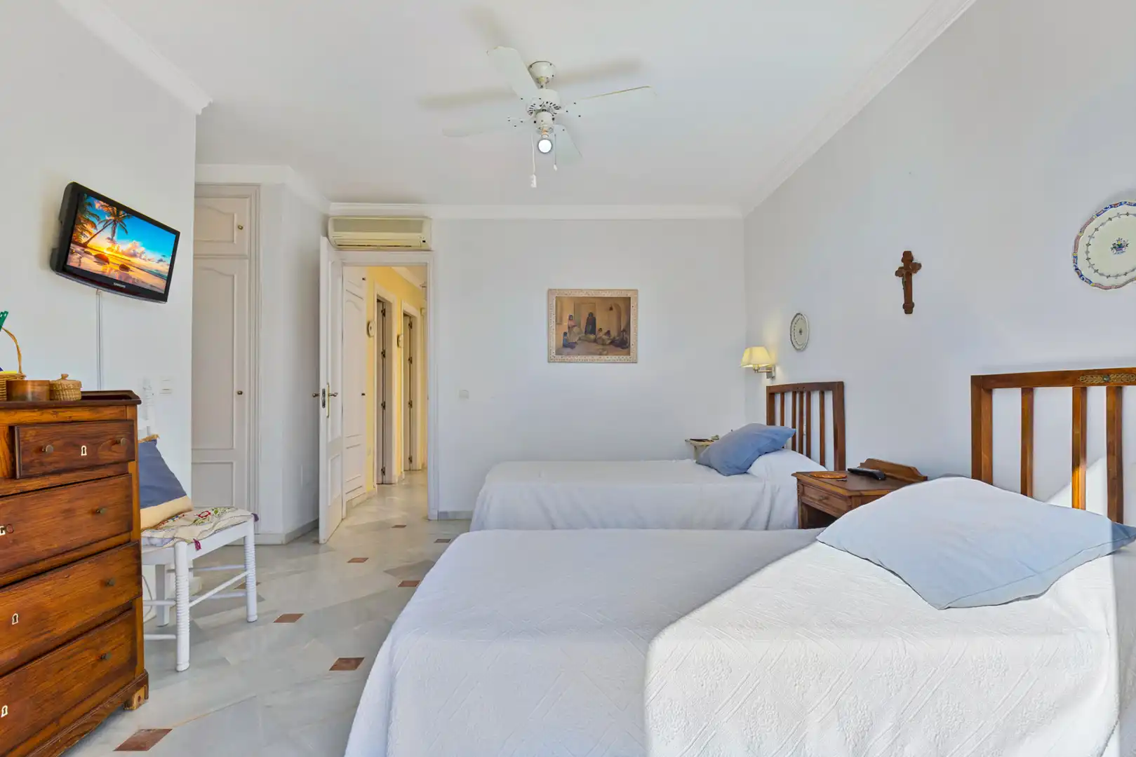 Habitación de Casa o chalet en venta en Marbella con Terraza y Piscina comunitaria