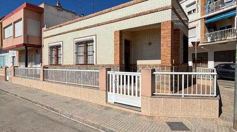 Foto 4 de Casa adosada en venda a Plaza Americas, de Las-urrutias, 3, Los Urrutias, Murcia