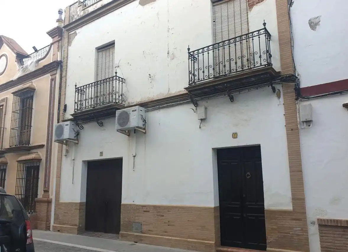 Vista exterior de Casa o xalet en venda en Lora del Río