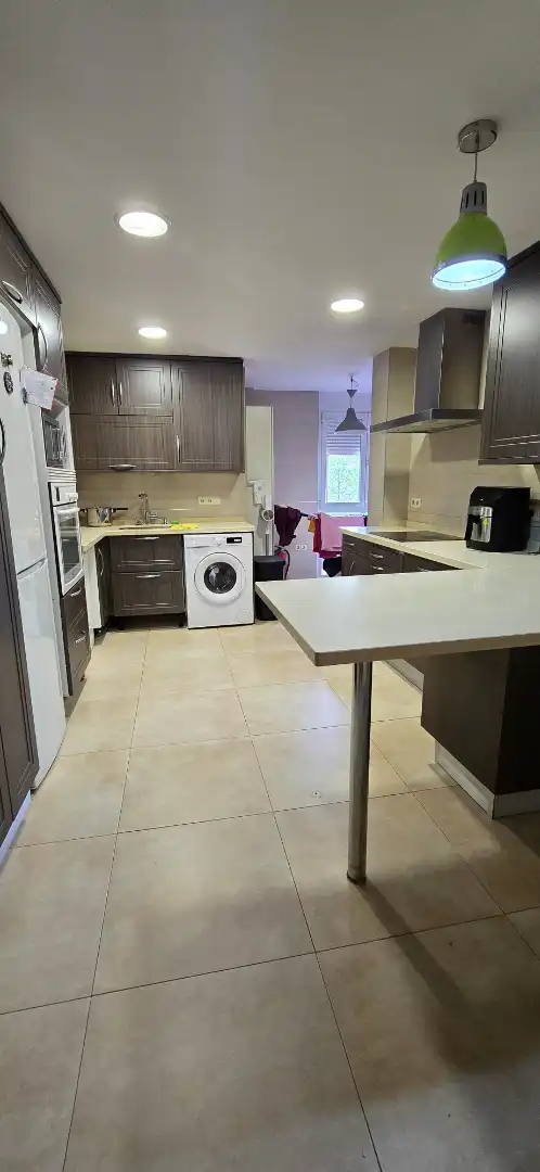 Cocina de Piso en venta en Las Rozas de Madrid con Aire acondicionado, Calefacción y Jardín privado