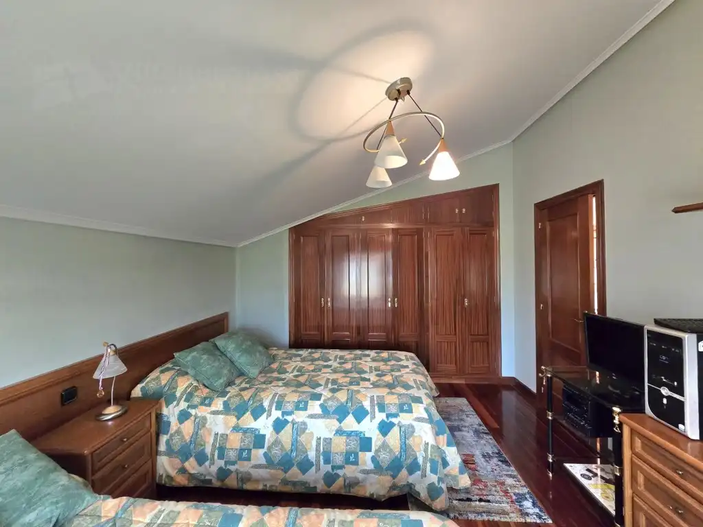 Dormitori de Casa o xalet en venda en Villarcayo de Merindad de Castilla la Vieja