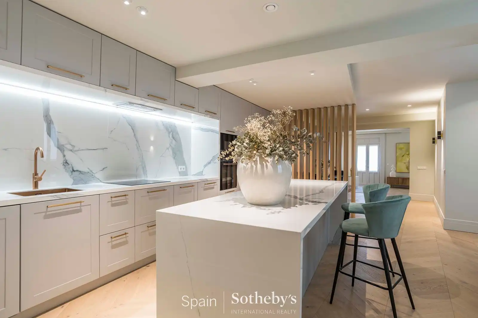 Cocina de Apartamento en venta en Madrid con Aire acondicionado, Calefacción y Terraza