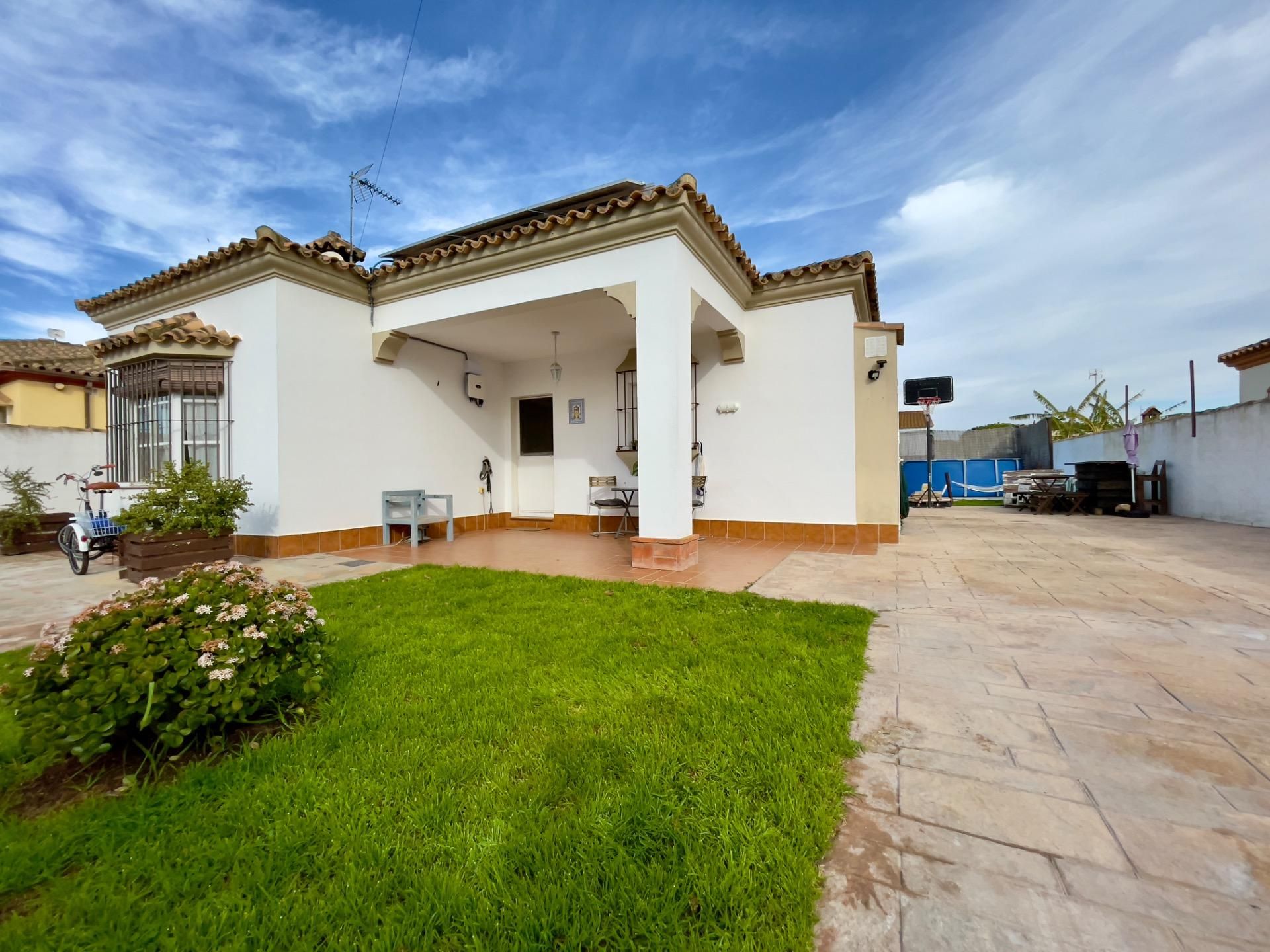 Jardí de Casa o xalet en venda en Chiclana de la Frontera amb Jardí privat i Traster