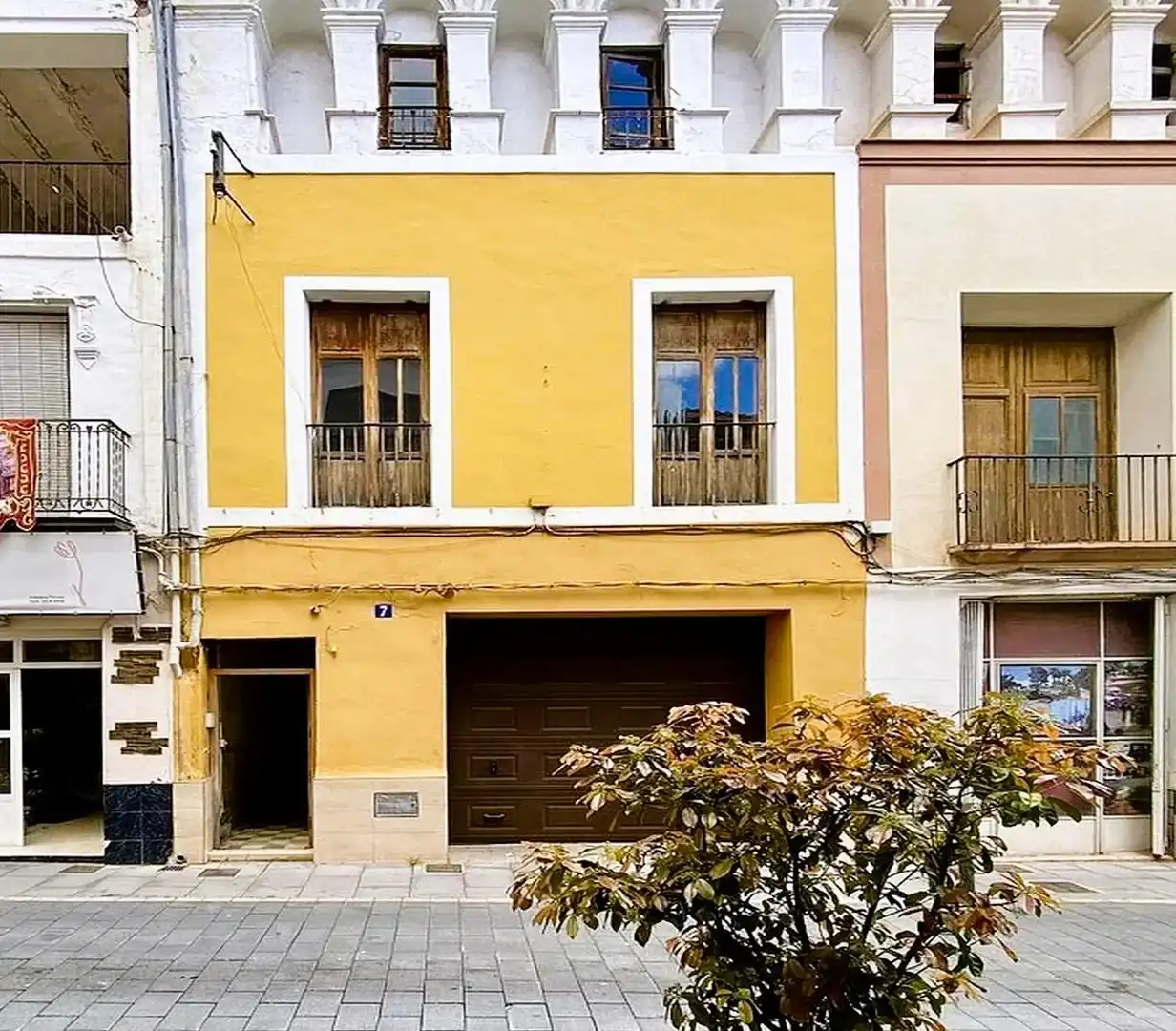 Vista exterior de Casa o xalet en venda en Benigànim amb Terrassa i Balcó