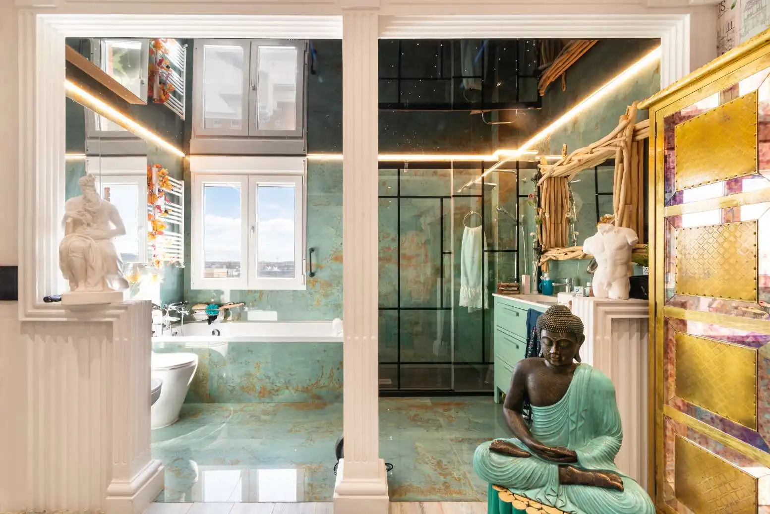 Bathroom of Attic for sale in Madrid  with Heating, Terrace and Storage room