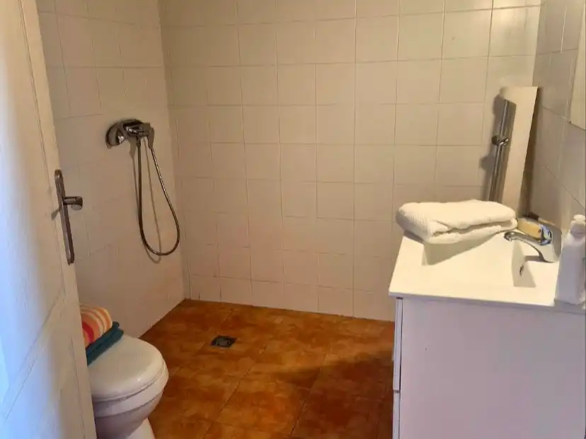 Baño de Terreno en venta en Pueyo / Puiu