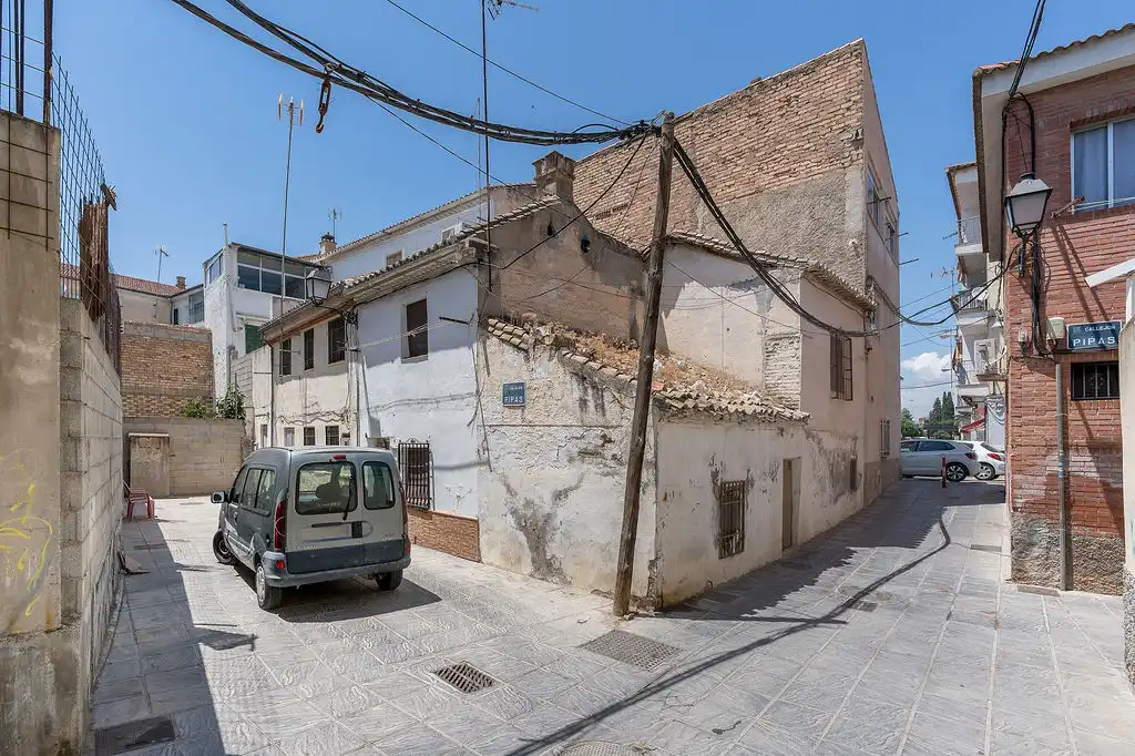 Chalet en venta en C/ Samaniego