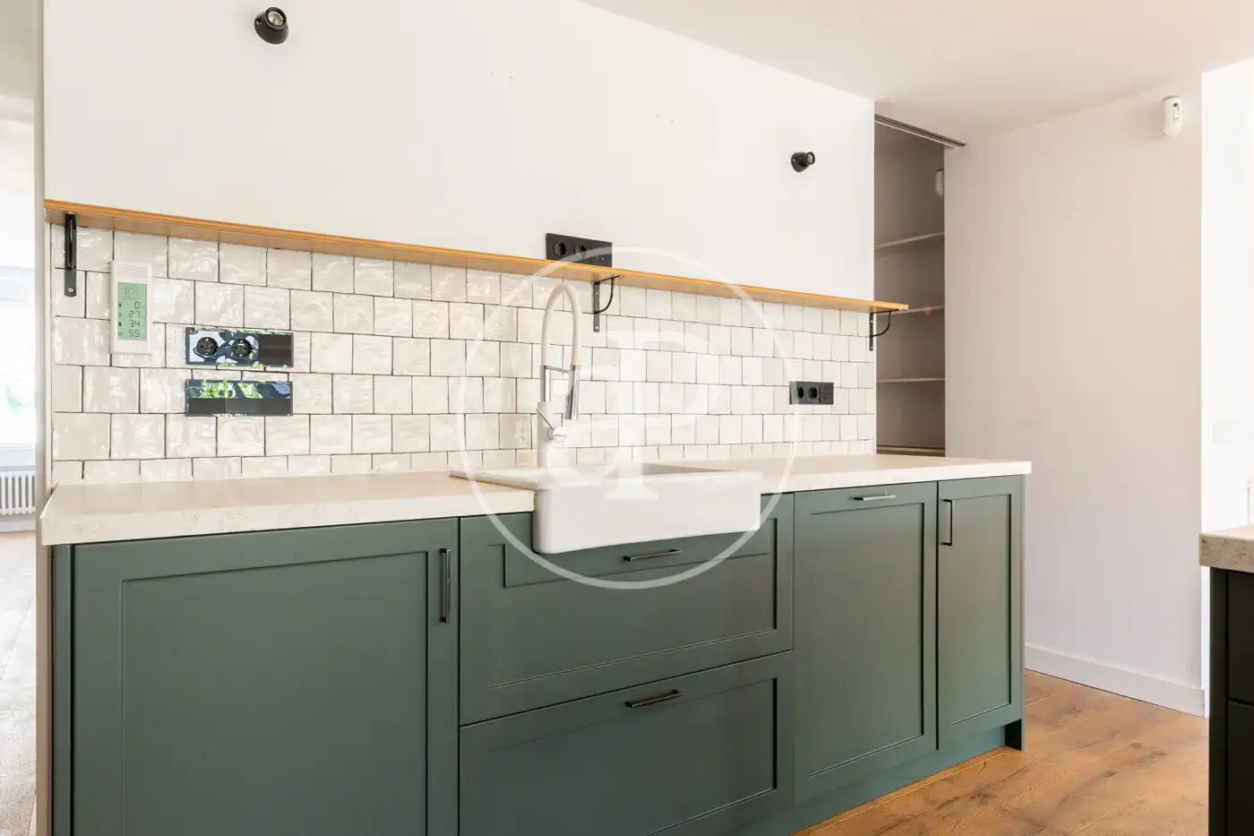 Cocina de Piso en venta en Madrid con Aire acondicionado, Calefacción y Jardín privado