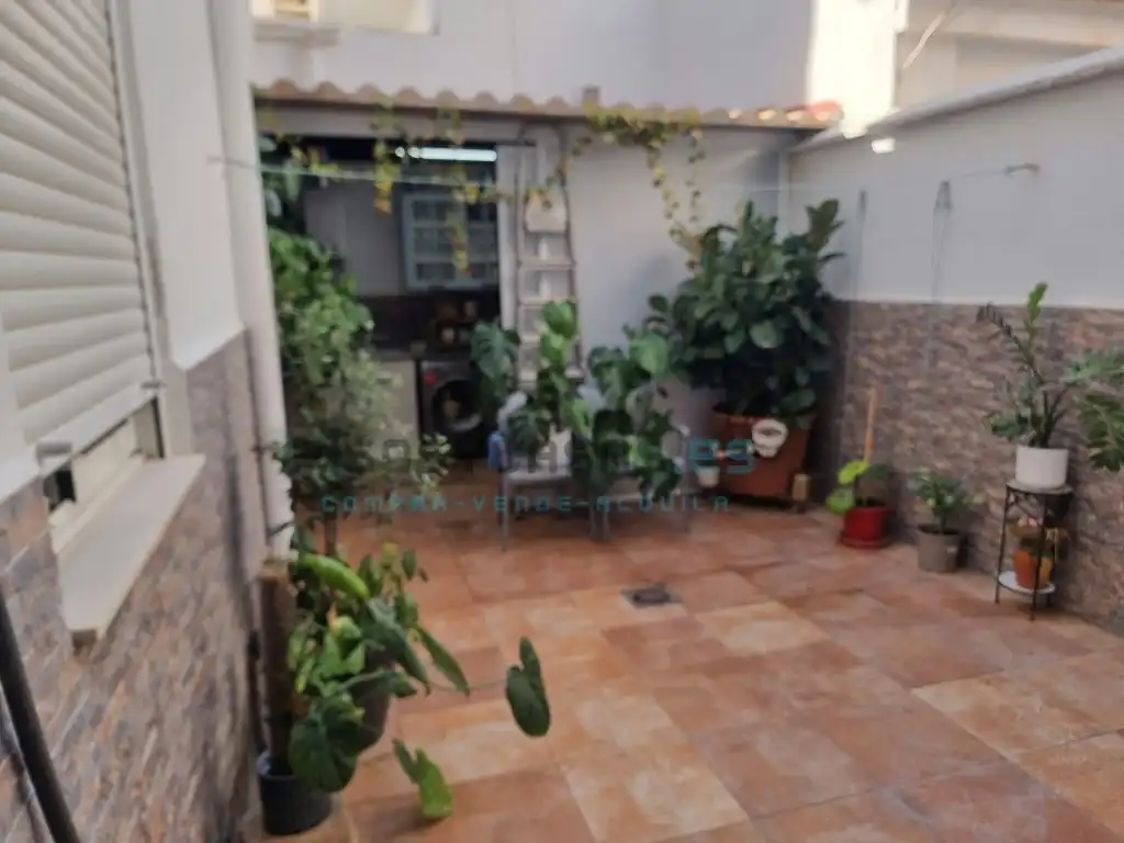 Rez-de-chaussée à vendre à Calle Mariano Benlliure